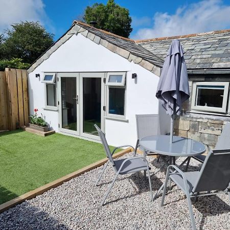 The Old Pottery 2 Person Dog Friendly Cottage Delabole Bagian luar foto